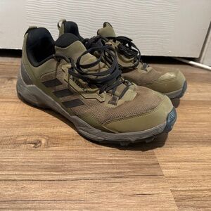 Adidas Terrex Green and Black Wide Shoes for Hiking